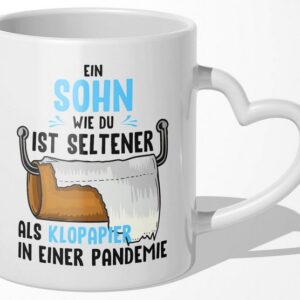 22Feels Tasse Sohn Geschenk Geburtstag 18 Jahre Kind Abi Master Bachelor Weihnachten, Keramik, Made In Germany, Spülmaschinenfest, Herzhenkel